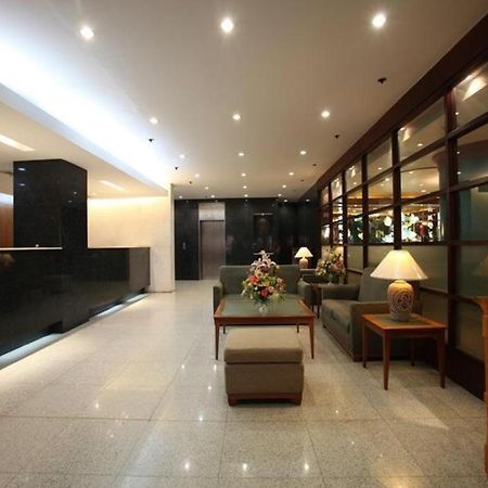 Sunny Bay Suites Manila Exterior photo